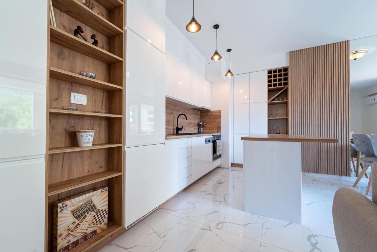 Aura Tower Apartments By Gaby Rafailovici Exterior photo