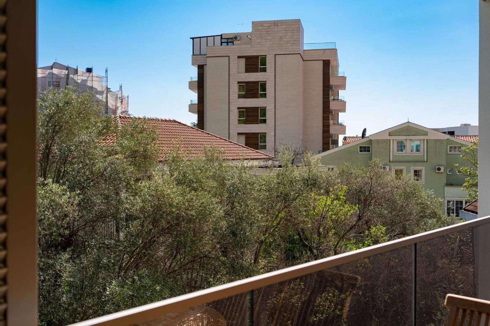 Aura Tower Apartments By Gaby Rafailovici Exterior photo