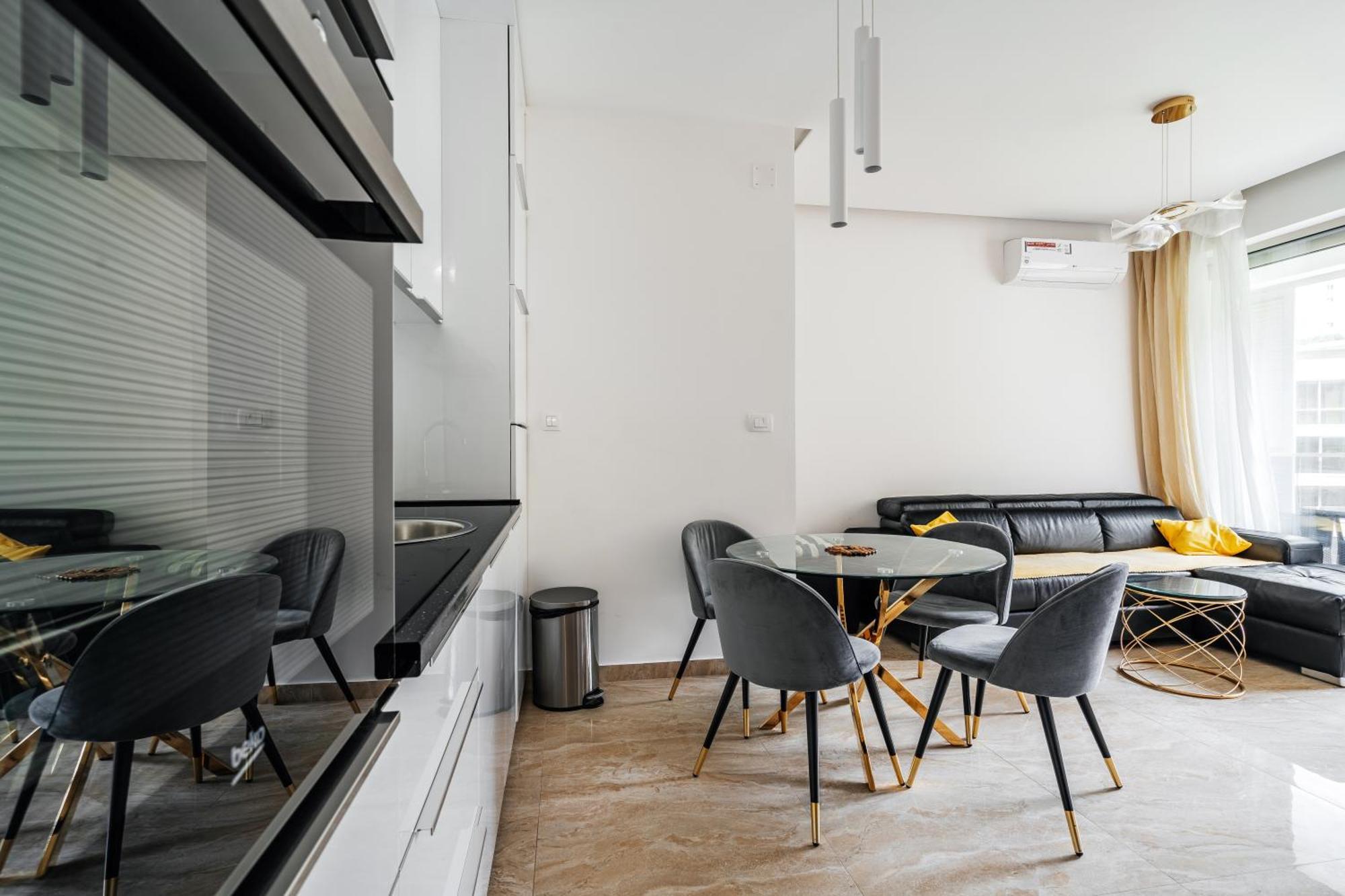 Aura Tower Apartments By Gaby Rafailovici Exterior photo